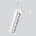 5000 Mah 2-In-1 Nešiojamas Powerbank Su Integruotu USB-C Laidu Ir LED Žibintuvėliu Baltas